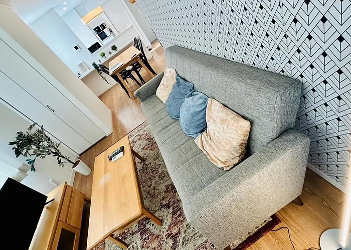 Eldor Nishikoujiya Apartment